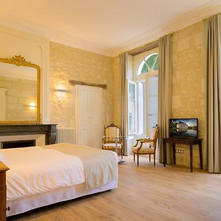 Hotel Grand Monarque 아제르히도 외부 사진