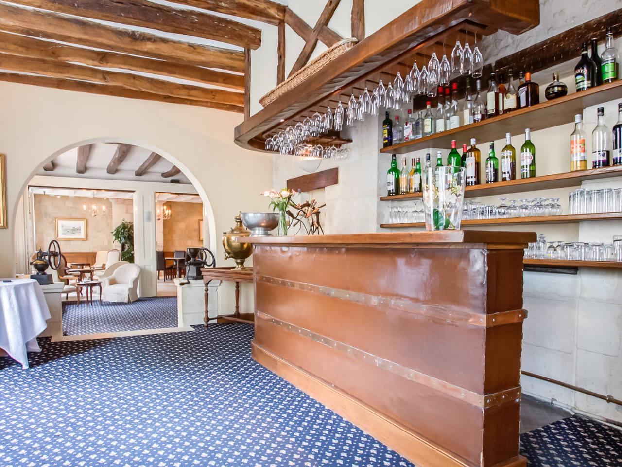 Hotel Grand Monarque 아제르히도 외부 사진