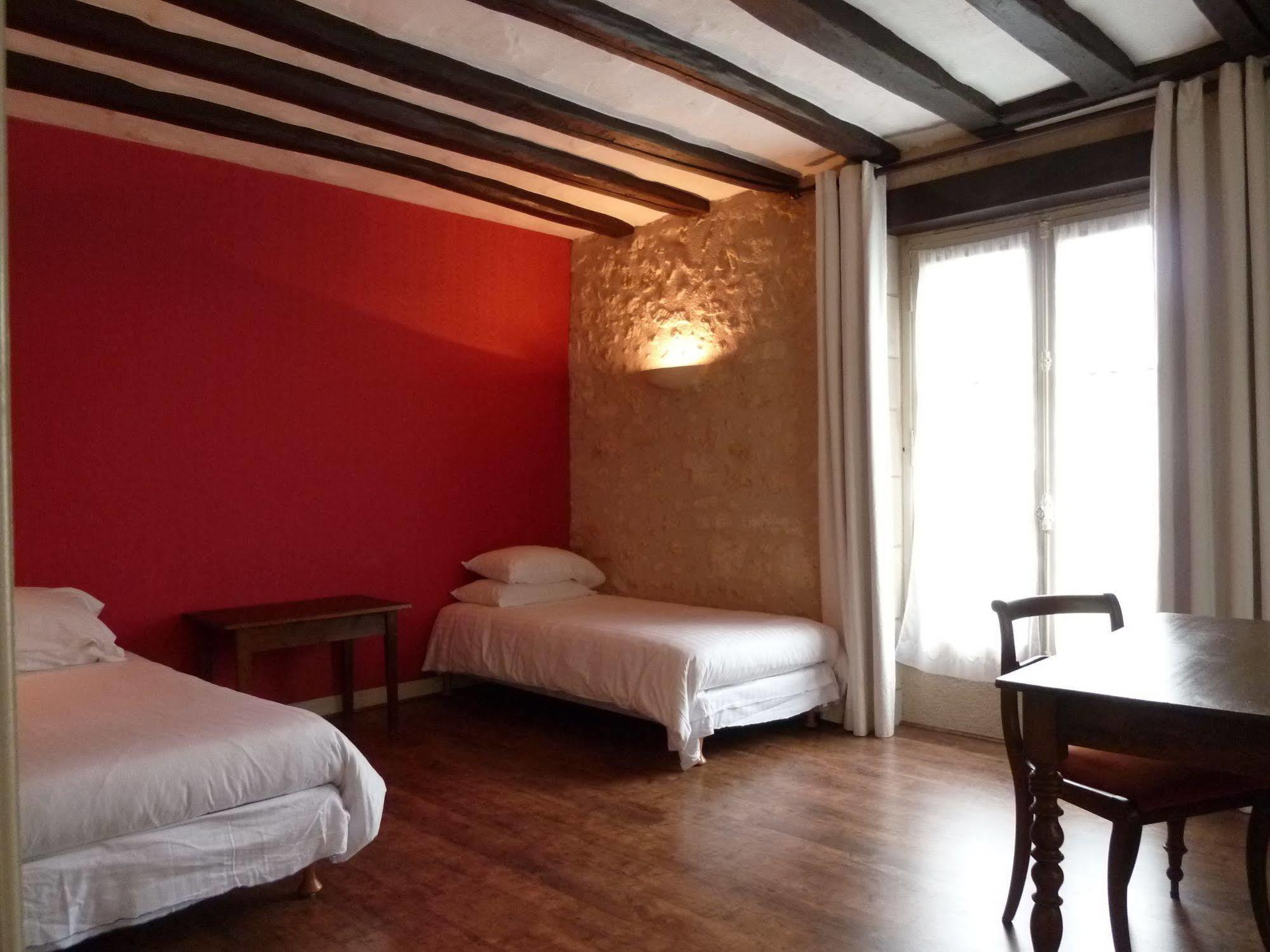 Hotel Grand Monarque 아제르히도 외부 사진